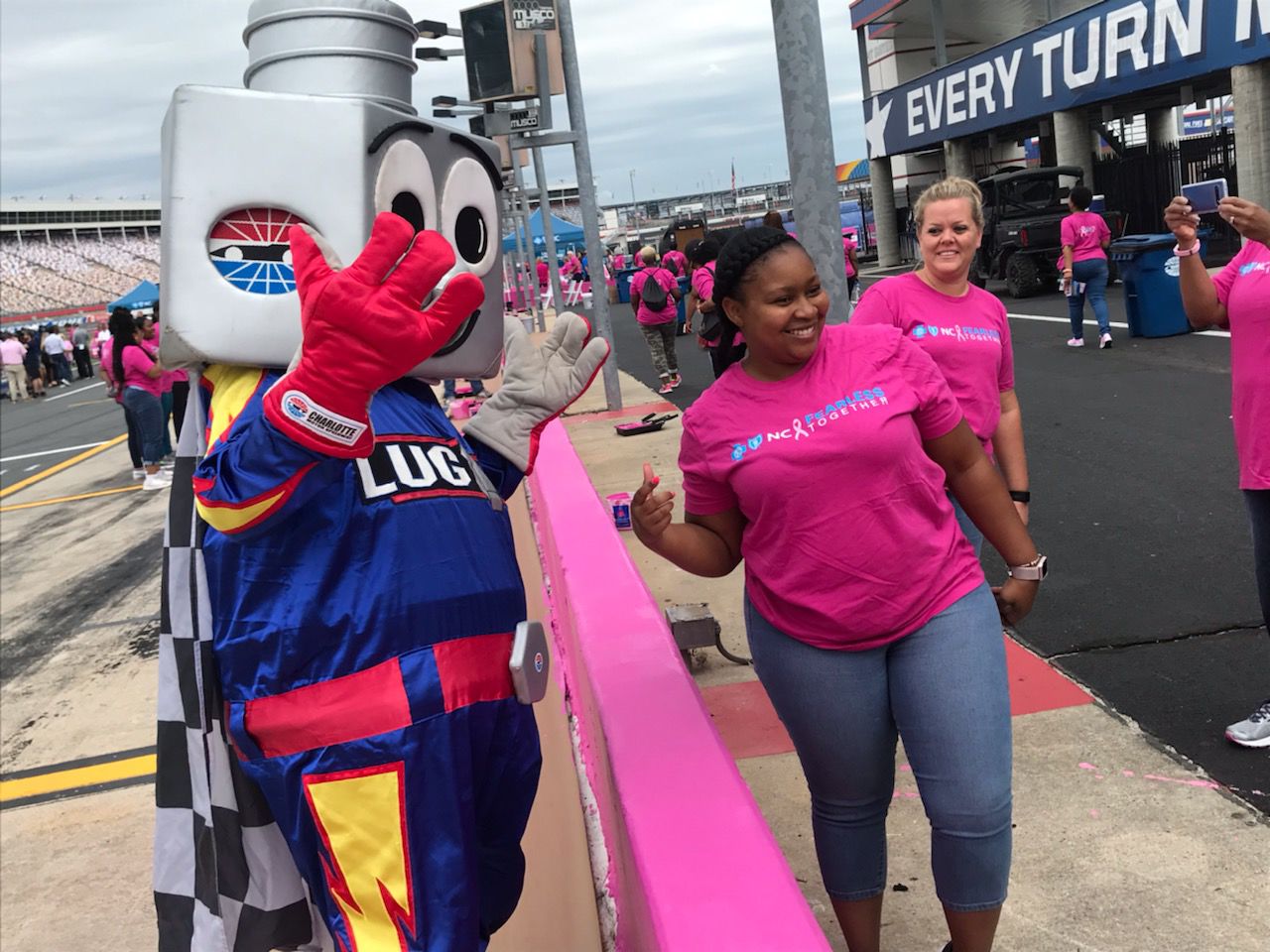 Paint Pit Wall Pink
